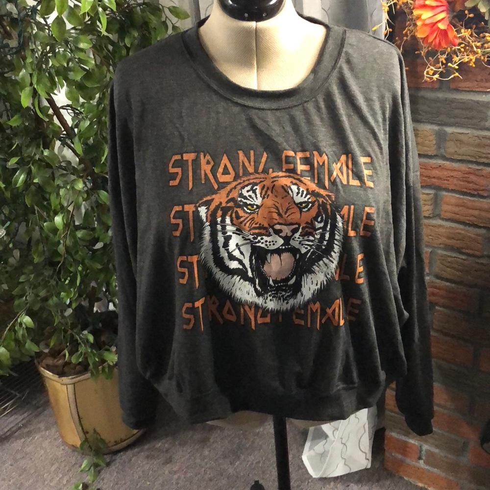 Tiger sweatshirt